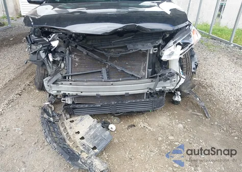 2018 Chevrolet Traverse Ls z USA, uszkodzony, nr VIN 1GNERFKW1JJ245179